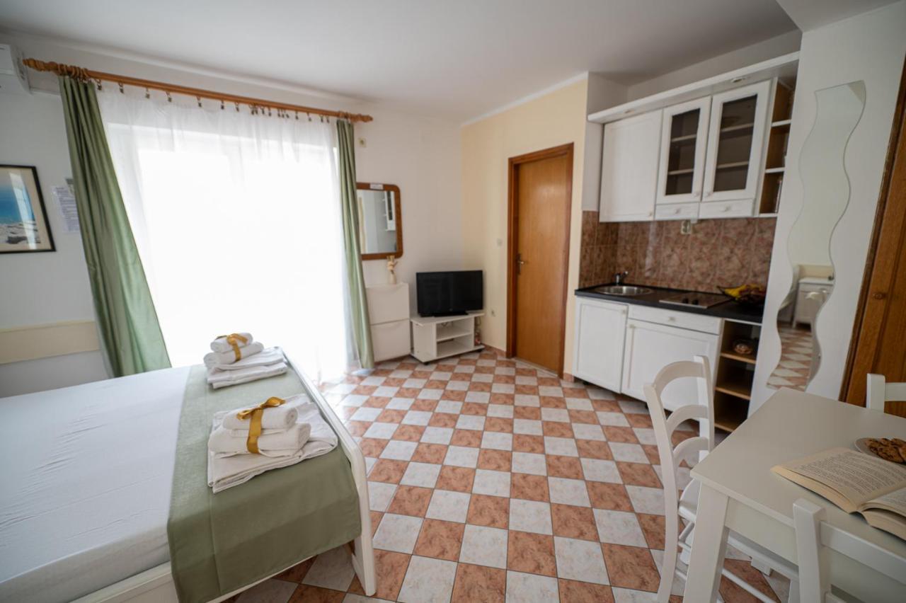 Apartmani Marin No1. Vodice Exteriör bild